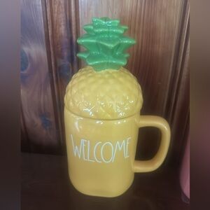 Rae Dunn yellow pineapple  "Welcome" cup with topper